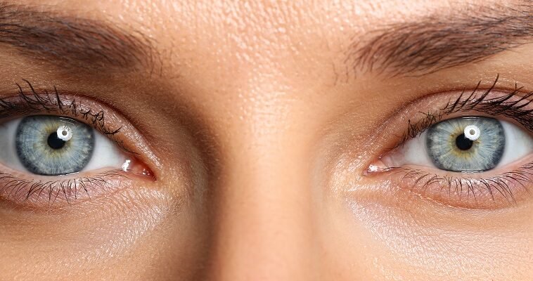 Óleos Essenciais para Olhos Inchados